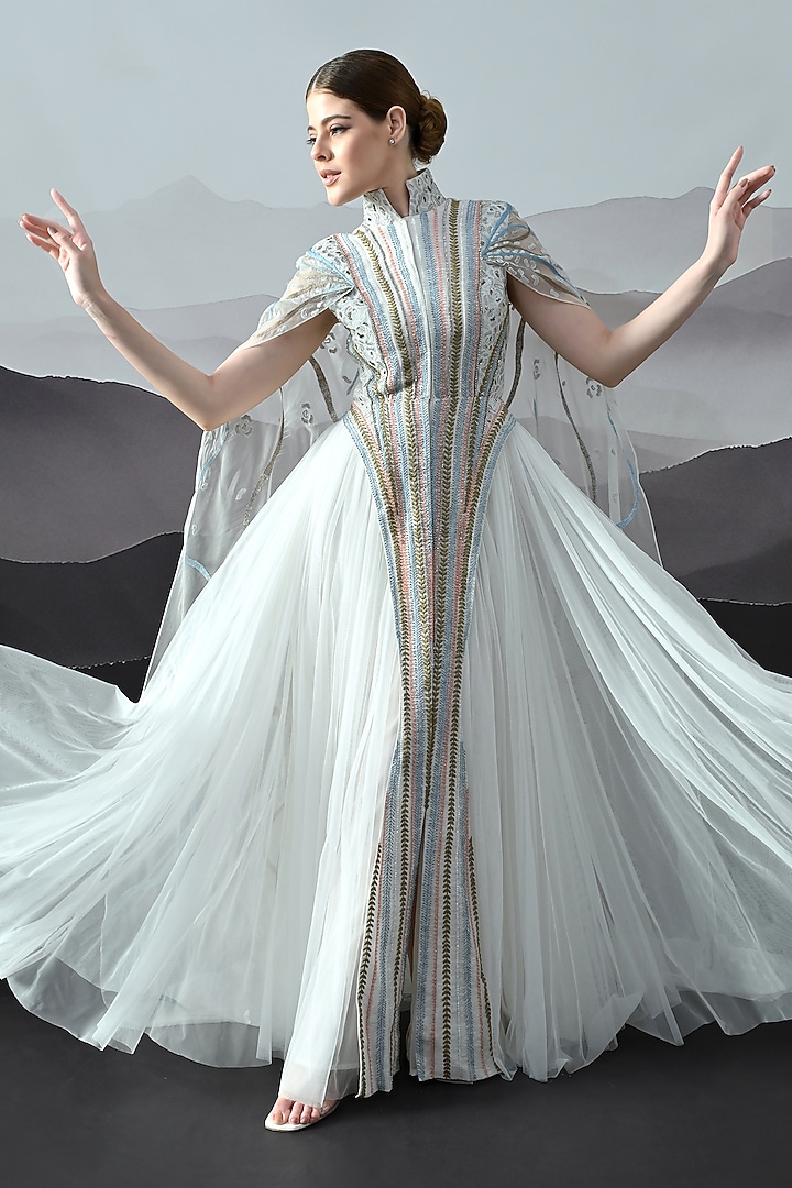 Ivory Organza & Cotton Silk Embroidered Pleated Wedding Gown by Samant Chauhan at Pernia's Pop Up Shop