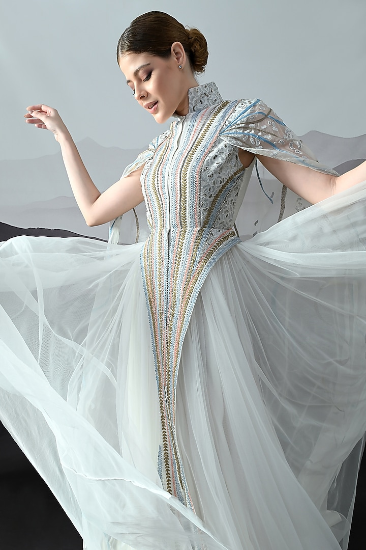 Ivory Organza & Cotton Silk Embroidered Pleated Wedding Gown by Samant Chauhan at Pernia's Pop Up Shop