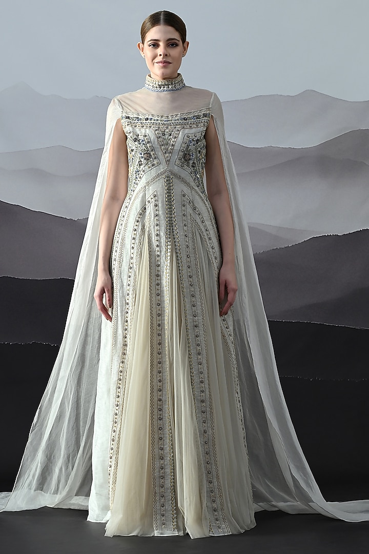 Ivory Organza Embroidered Structured Wedding Gown by Samant Chauhan at Pernia's Pop Up Shop