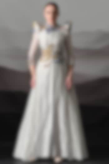 Ivory Linen Floral Embroidered Structured Wedding Gown by Samant Chauhan at Pernia's Pop Up Shop