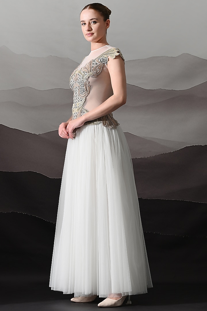 Ivory Net & Cotton Silk Embroidered Structured Wedding Gown by Samant Chauhan at Pernia's Pop Up Shop