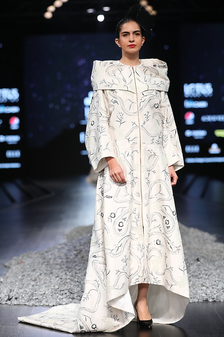 Off White Embroidered Wedding Gown by Samant Chauhan at Pernia's Pop Up Shop