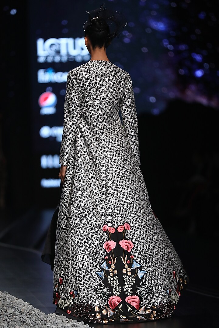 Black Printed & Embroidered Jacket Set by Samant Chauhan at Pernia's Pop Up Shop