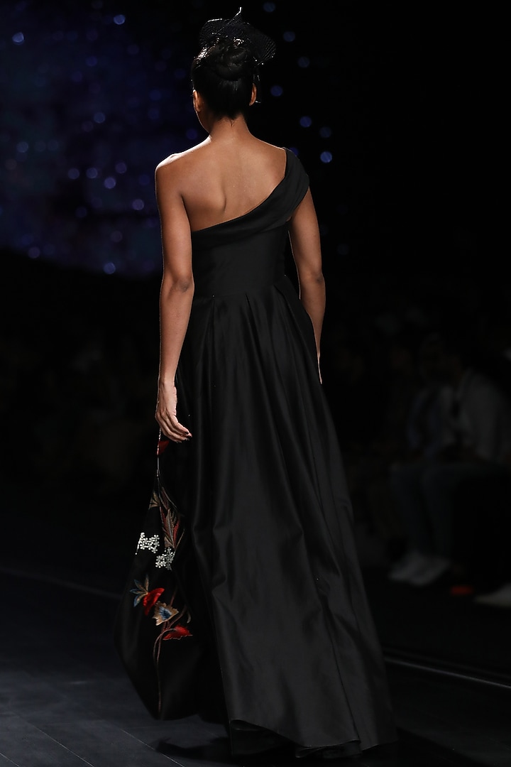 Black Pleated & Embroidered Engagement Gown by Samant Chauhan at Pernia's Pop Up Shop