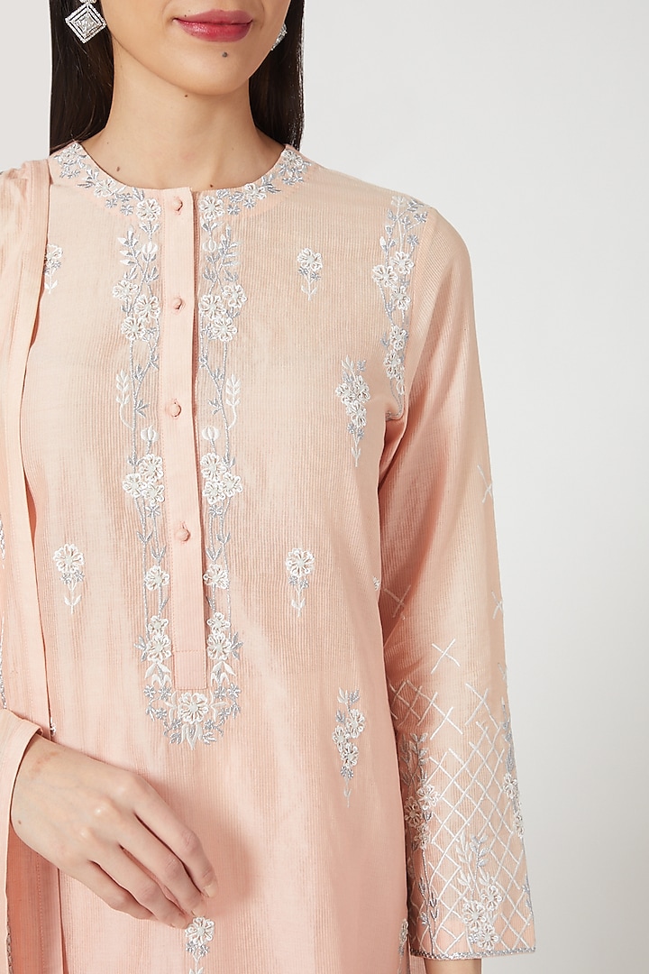 Light Pink Zardosi Embroidered Kurta Set by Samant Chauhan at Pernia's Pop Up Shop