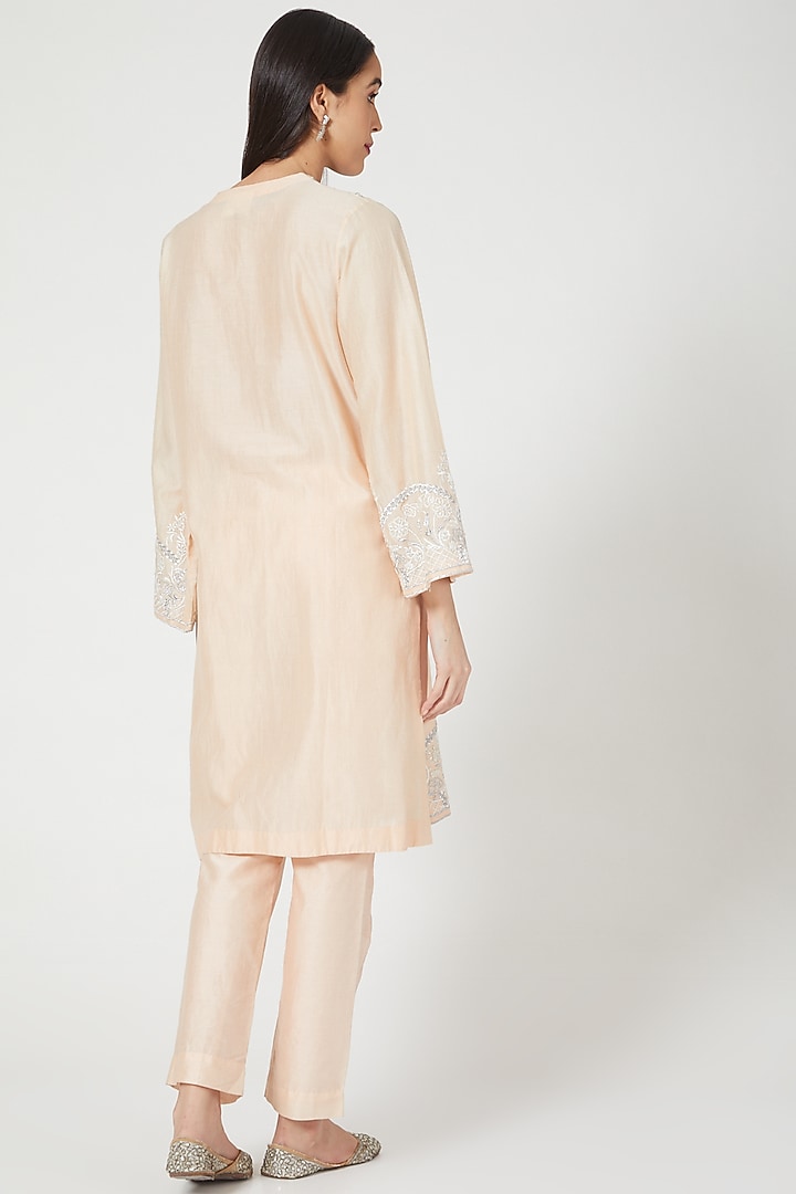 Peach Embroidered Kurta Set by Samant Chauhan at Pernia's Pop Up Shop