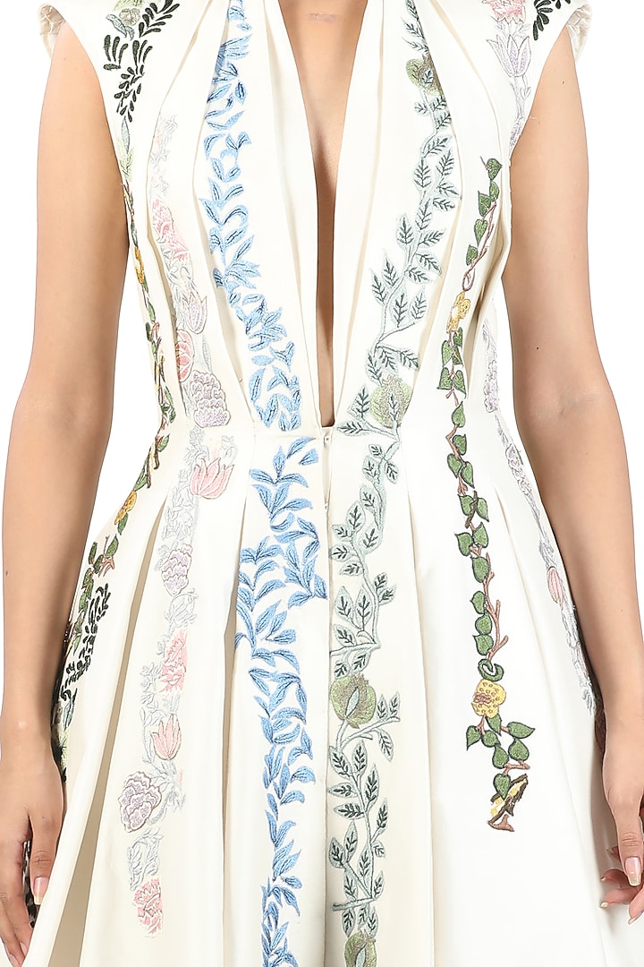Ivory Zardosi Embroidered Gown by Samant Chauhan at Pernia's Pop Up Shop