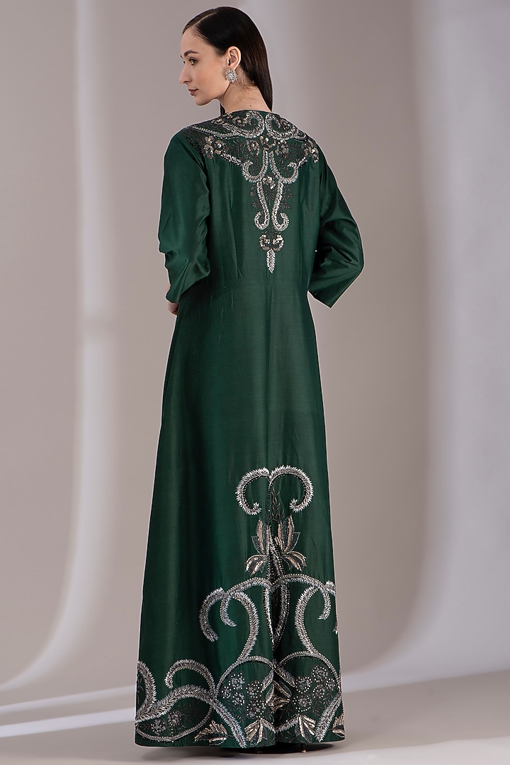 Emerald Green Embroidered Wedding Gown by Samant Chauhan at Pernia's Pop Up Shop
