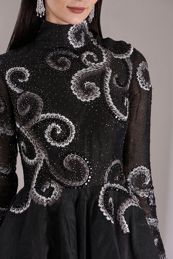 Black Embroidered Party Wear Dress by Samant Chauhan at Pernia's Pop Up Shop