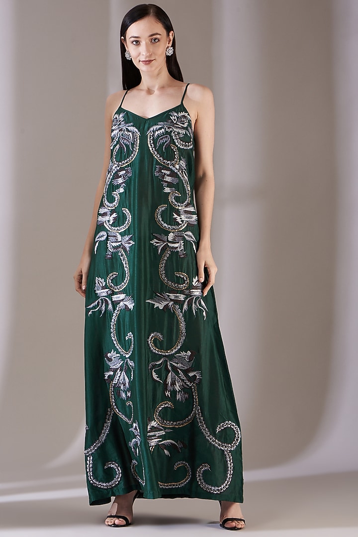 Emerald Green Cotton Silk Zardosi Embroidered Cocktail Dress With Cape by Samant Chauhan at Pernia's Pop Up Shop
