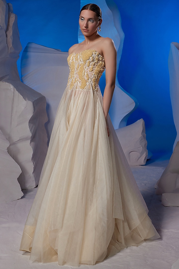 Ivory Organza Silk & Cotton Wedding Gown by Samant Chauhan at Pernia's Pop Up Shop