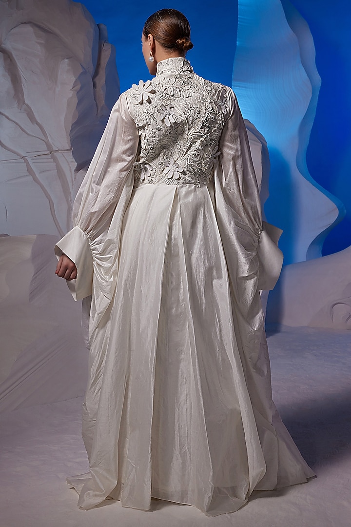 Ivory Cotton Silk Kaftan by Samant Chauhan at Pernia's Pop Up Shop