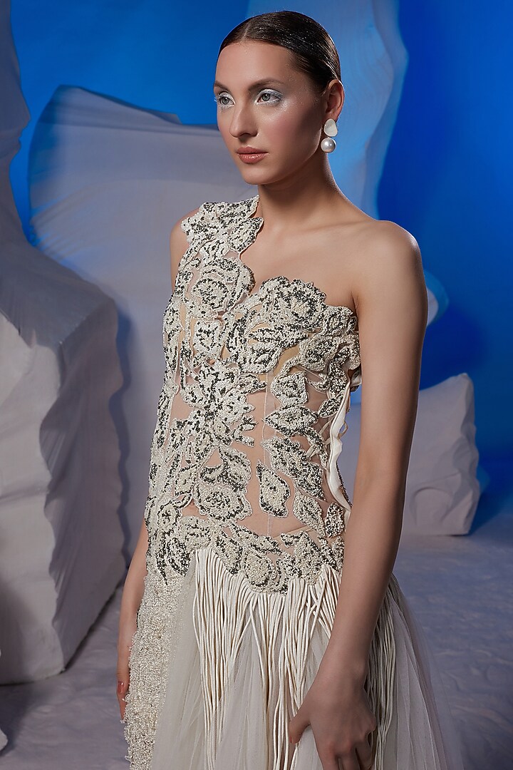 Ivory Net & Cotton Silk One-Shoulder Wedding Gown by Samant Chauhan at Pernia's Pop Up Shop