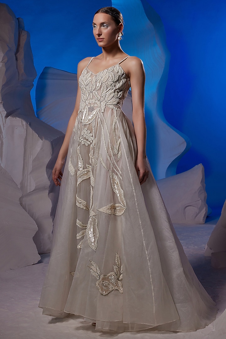 Ivory Organza Silk & Fine Cotton Wedding Gown by Samant Chauhan at Pernia's Pop Up Shop