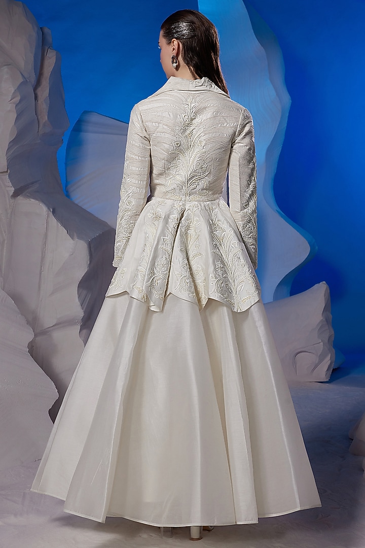 Off-White Organza Skirt Set by Samant Chauhan at Pernia's Pop Up Shop