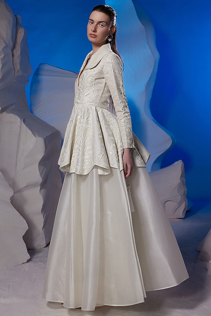 Off-White Organza Skirt Set by Samant Chauhan at Pernia's Pop Up Shop