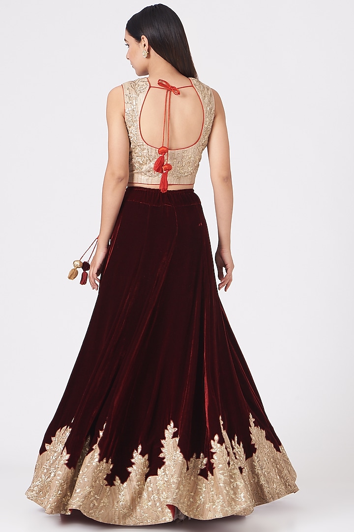 Maroon Zardosi Embroidered Wedding Lehenga Set by Samant Chauhan at Pernia's Pop Up Shop