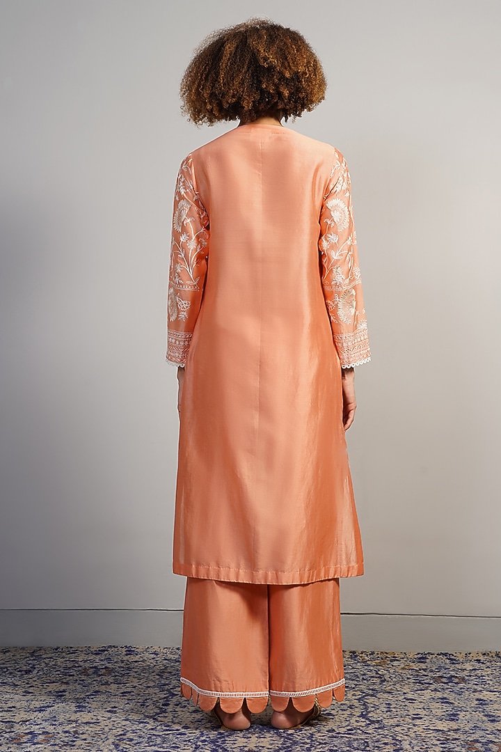 Soft Peach Cotton Silk Thread Embroidered Kurta Set by Samant Chauhan at Pernia's Pop Up Shop