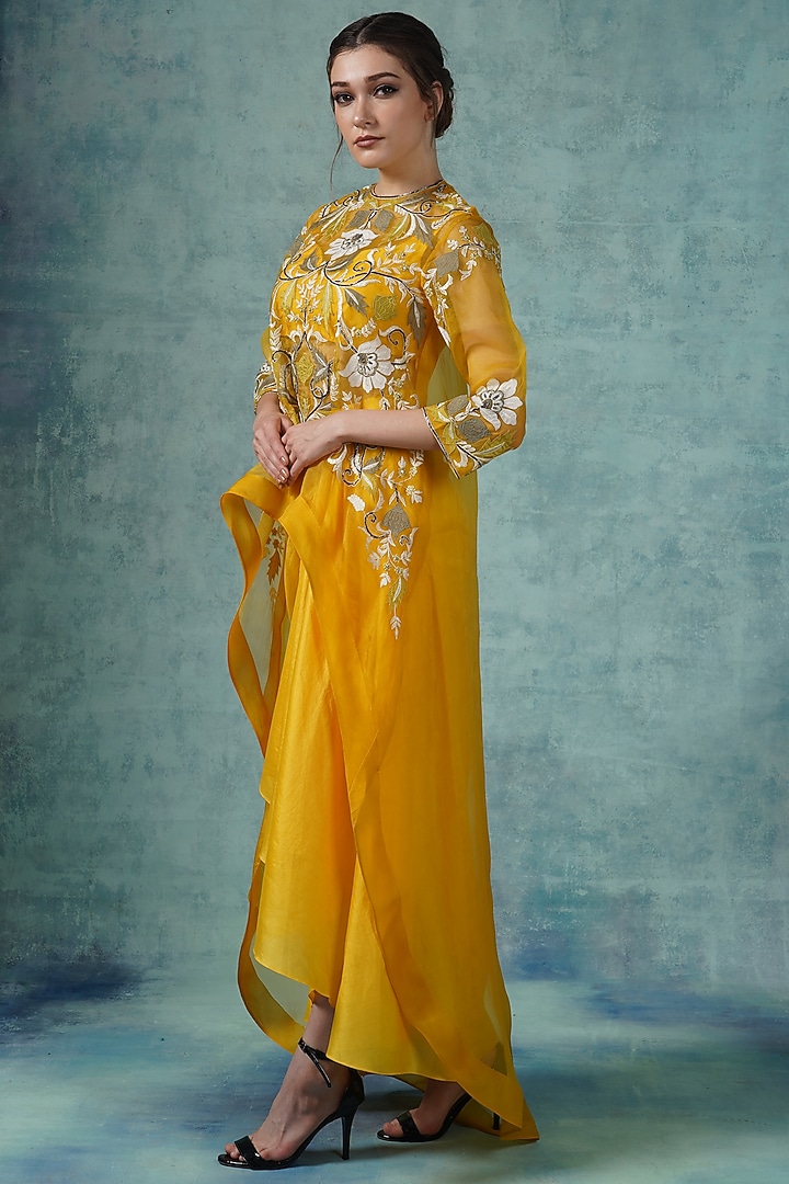 Yellow Cotton Silk Draped Skirt Set by Samant Chauhan at Pernia's Pop Up Shop