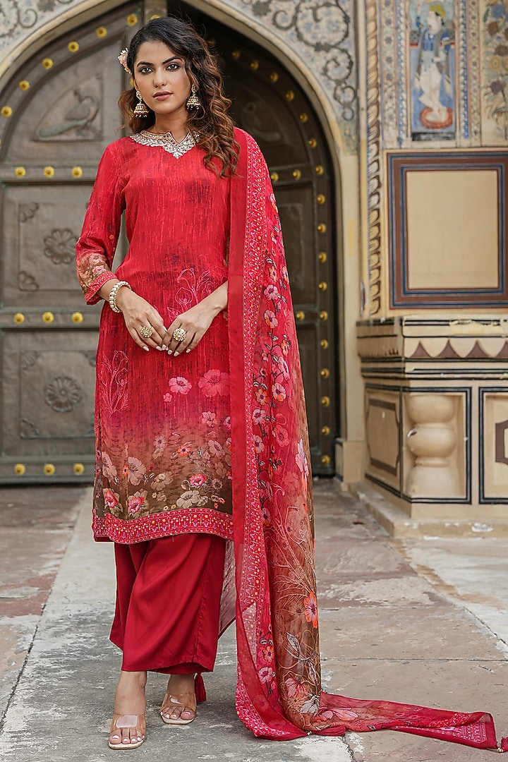 Red Crepe Silk Floral Printed Kurta Set by Scakhi Luxe at Pernia's Pop Up Shop