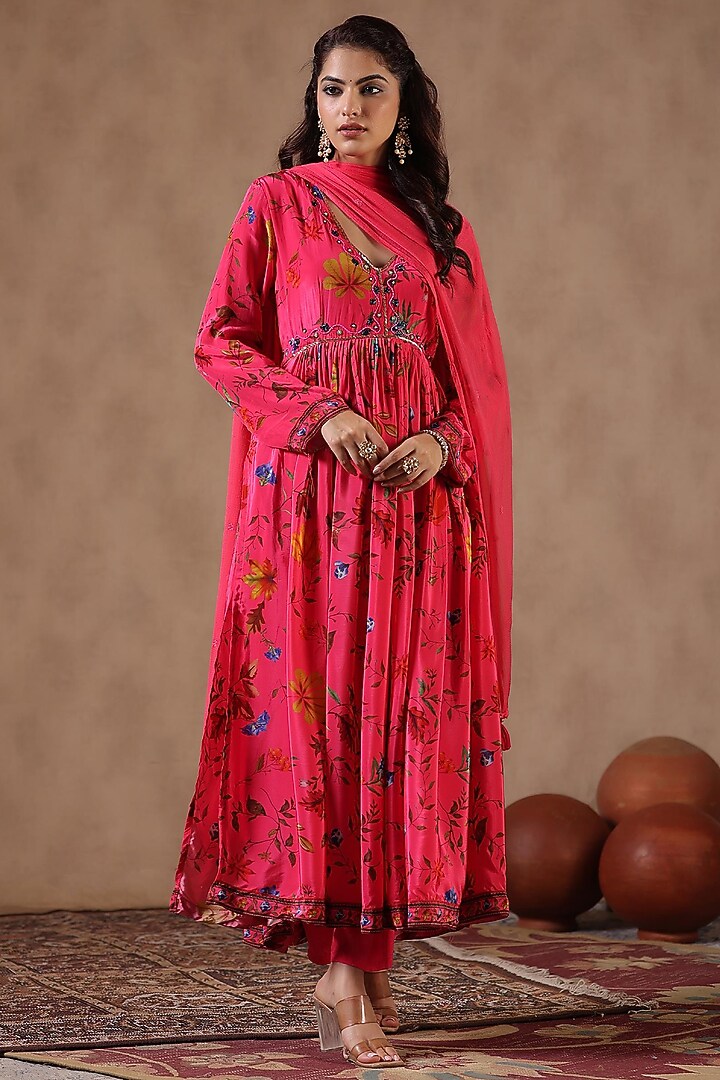 Pink Crepe Silk Floral Printed & Embellished Gathered Kurta Set by Scakhi Luxe at Pernia's Pop Up Shop