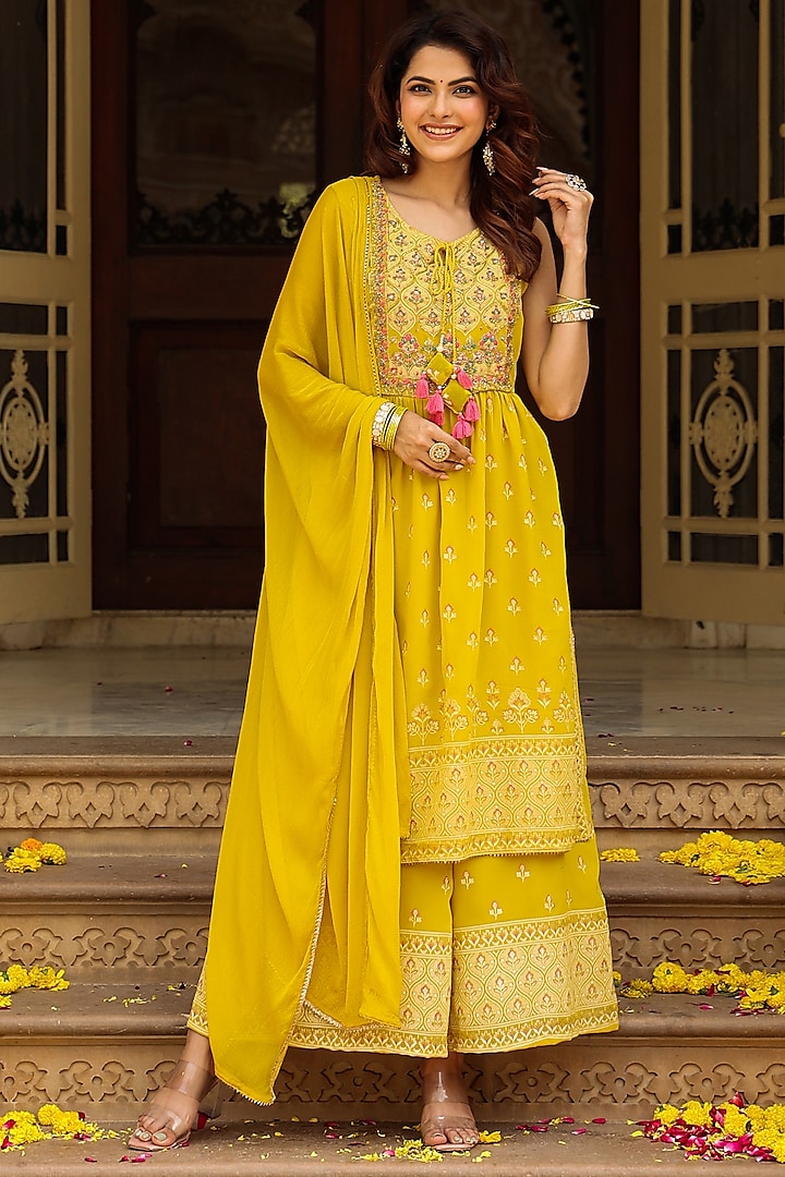 Mustard Georgette Printed & Embellished Kurta Set by Scakhi Luxe at Pernia's Pop Up Shop