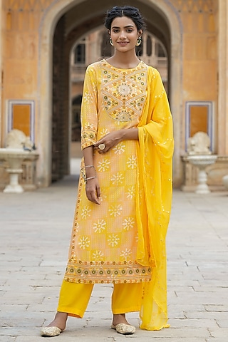 Yellow German Rayon Batik Printed Kurta Set by Scakhi Luxe