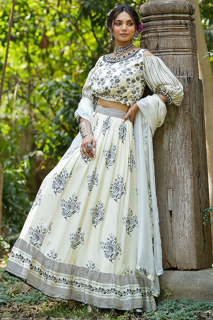 Off-White Pure Satin Floral Printed Lehenga Set by Scakhi Luxe at Pernia's Pop Up Shop