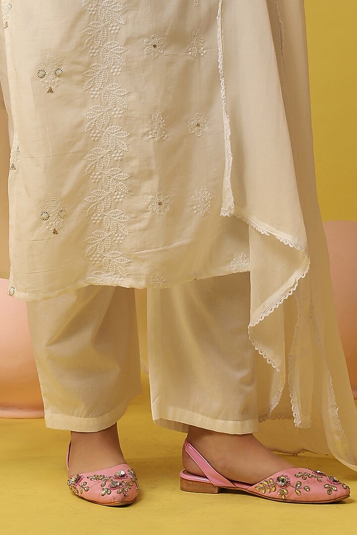 White Cotton Mulmul Chikankari Embroidered Kurta Set by Scakhi Luxe at Pernia's Pop Up Shop