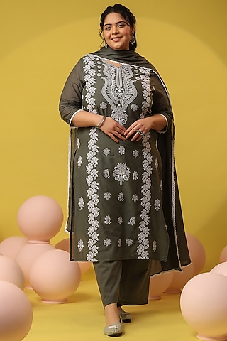 Green Cotton Mulmul Chikankari Embroidered Kurta Set by Scakhi Luxe