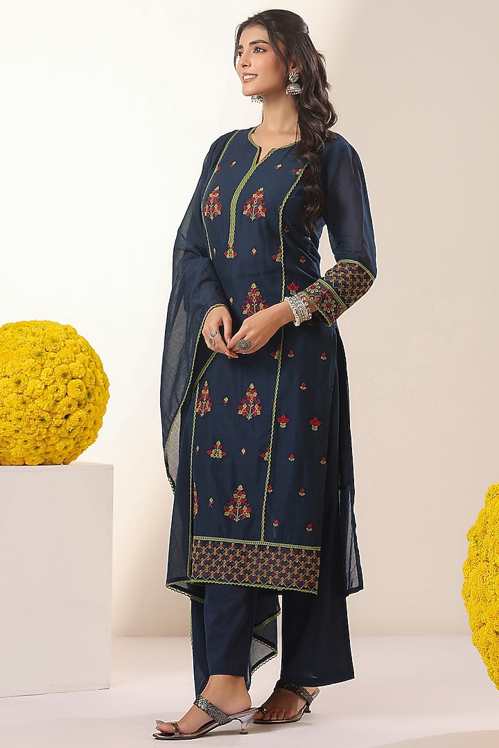 Navy Blue Cotton Mulmul Chikankari Embroidered Kurta Set by Scakhi Luxe at Pernia's Pop Up Shop