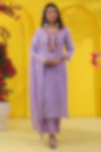 Lavender Cotton Mulmul Kashmiri Embroidered Kurta Set by Scakhi Luxe at Pernia's Pop Up Shop