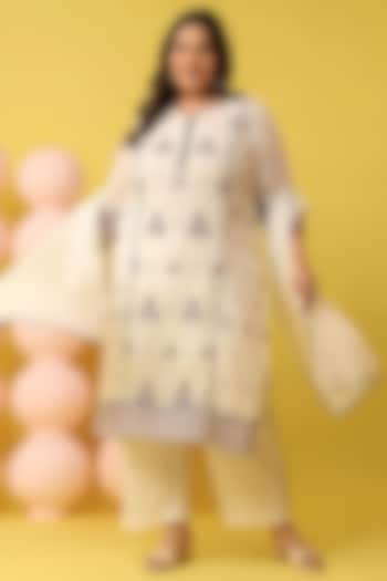 White Cotton Mulmul Chikankari Embroidered Kurta Set by Scakhi Luxe at Pernia's Pop Up Shop