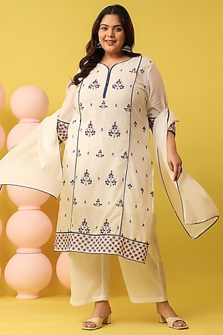 White Cotton Mulmul Chikankari Embroidered Kurta Set by Scakhi Luxe