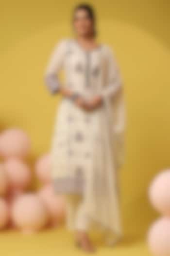 White Cotton Mulmul Chikankari Embroidered Kurta Set by Scakhi Luxe at Pernia's Pop Up Shop