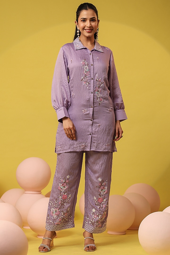 Lavender Mul Chanderi Embroidered Co-Ord Set by Scakhi Luxe at Pernia's Pop Up Shop