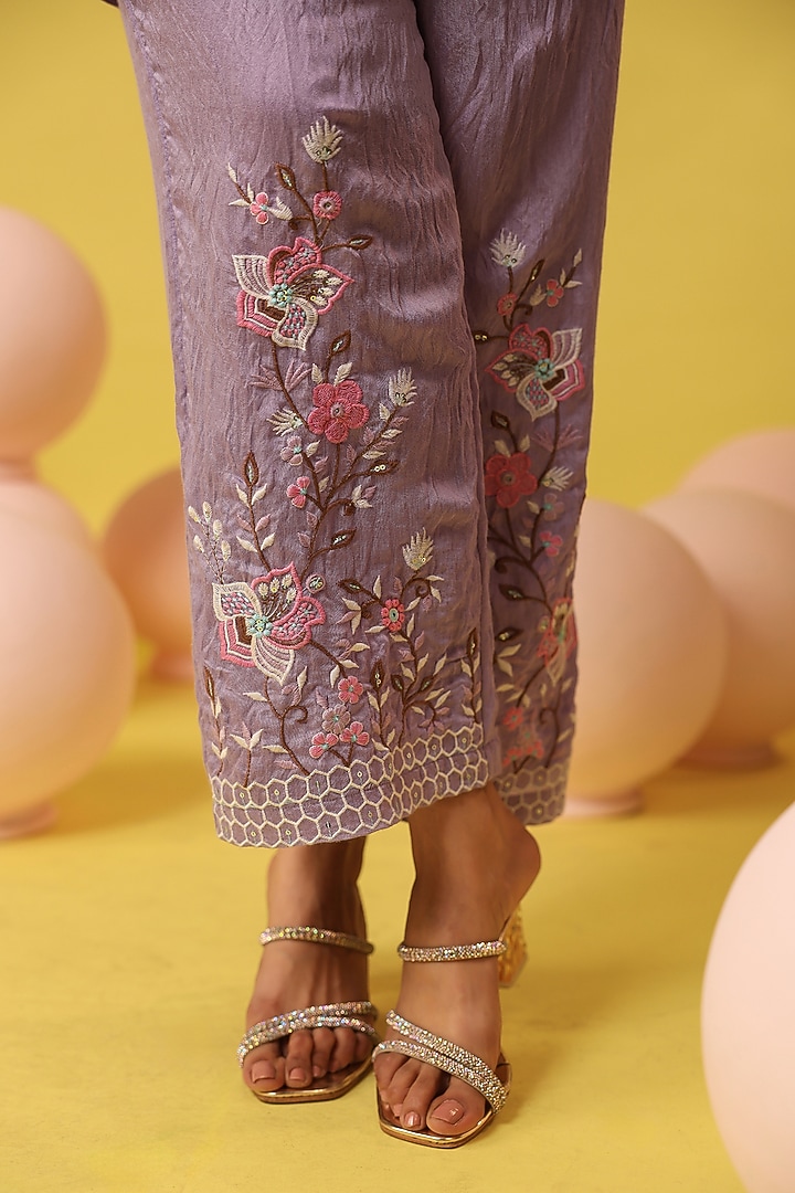 Lavender Mul Chanderi Embroidered Co-Ord Set by Scakhi Luxe at Pernia's Pop Up Shop