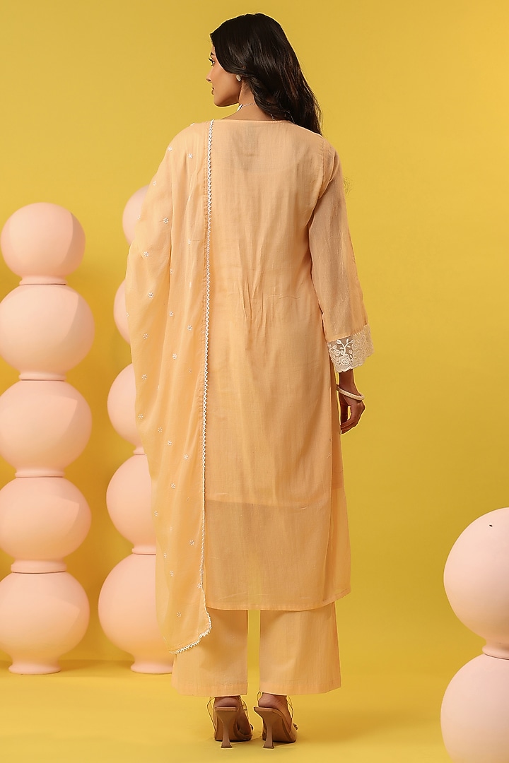 Peach Mulmul Chikankari Embroidered Straight Kurta Set by Scakhi Luxe at Pernia's Pop Up Shop