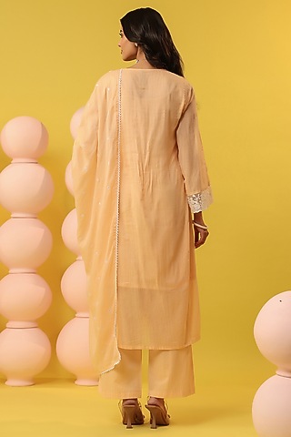 Peach Mulmul Chikankari Embroidered Straight Kurta Set by Scakhi Luxe