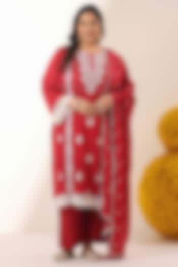 Red Mulmul Chikankari Embroidered Straight Kurta Set by Scakhi Luxe at Pernia's Pop Up Shop