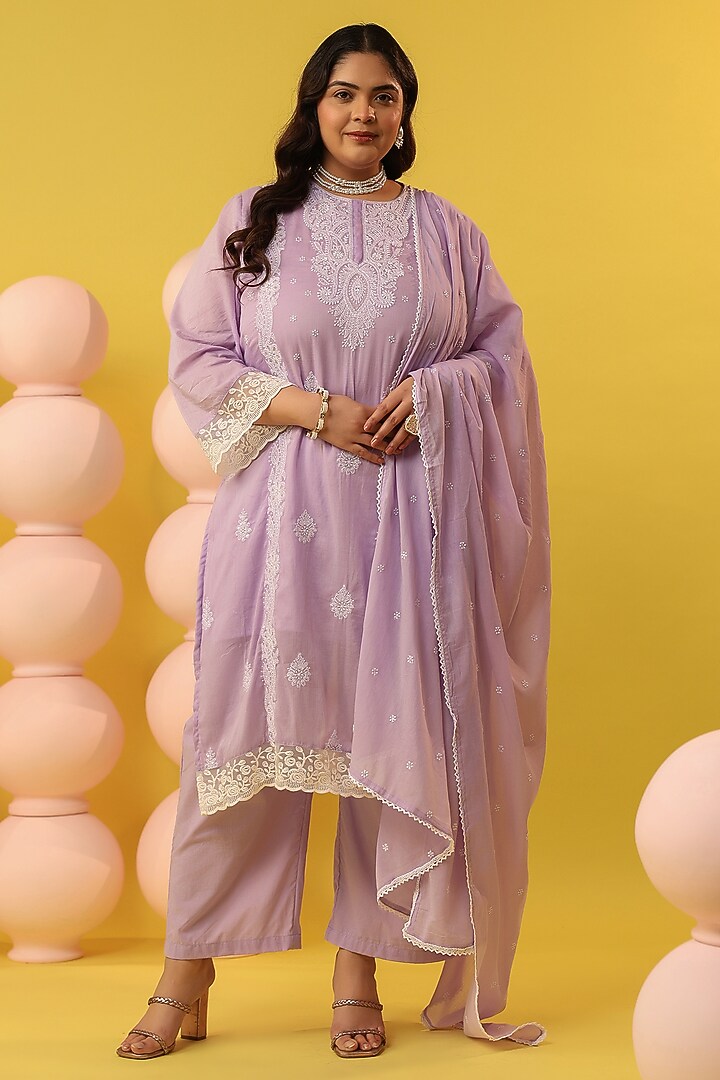 Lavender Mulmul Chikankari Embroidered Straight Kurta Set by Scakhi Luxe at Pernia's Pop Up Shop