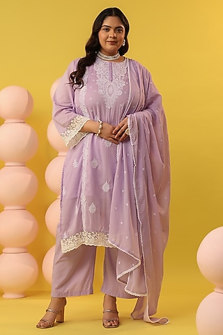 Lavender Mulmul Chikankari Embroidered Straight Kurta Set by Scakhi Luxe