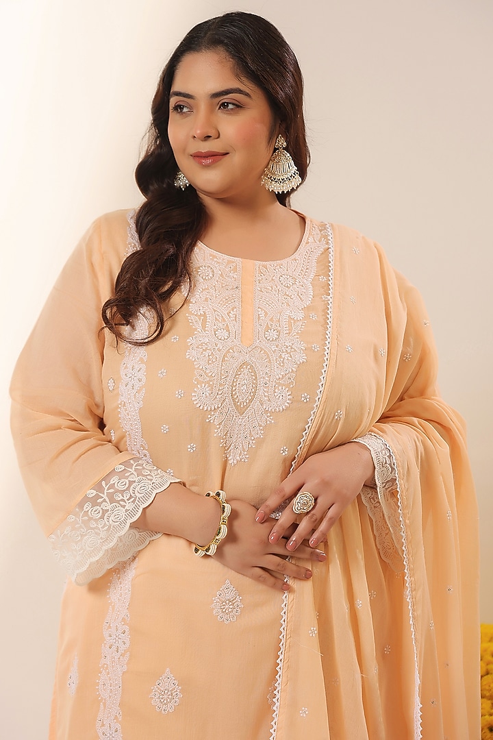 Peach Mulmul Chikankari Embroidered Straight Kurta Set by Scakhi Luxe at Pernia's Pop Up Shop