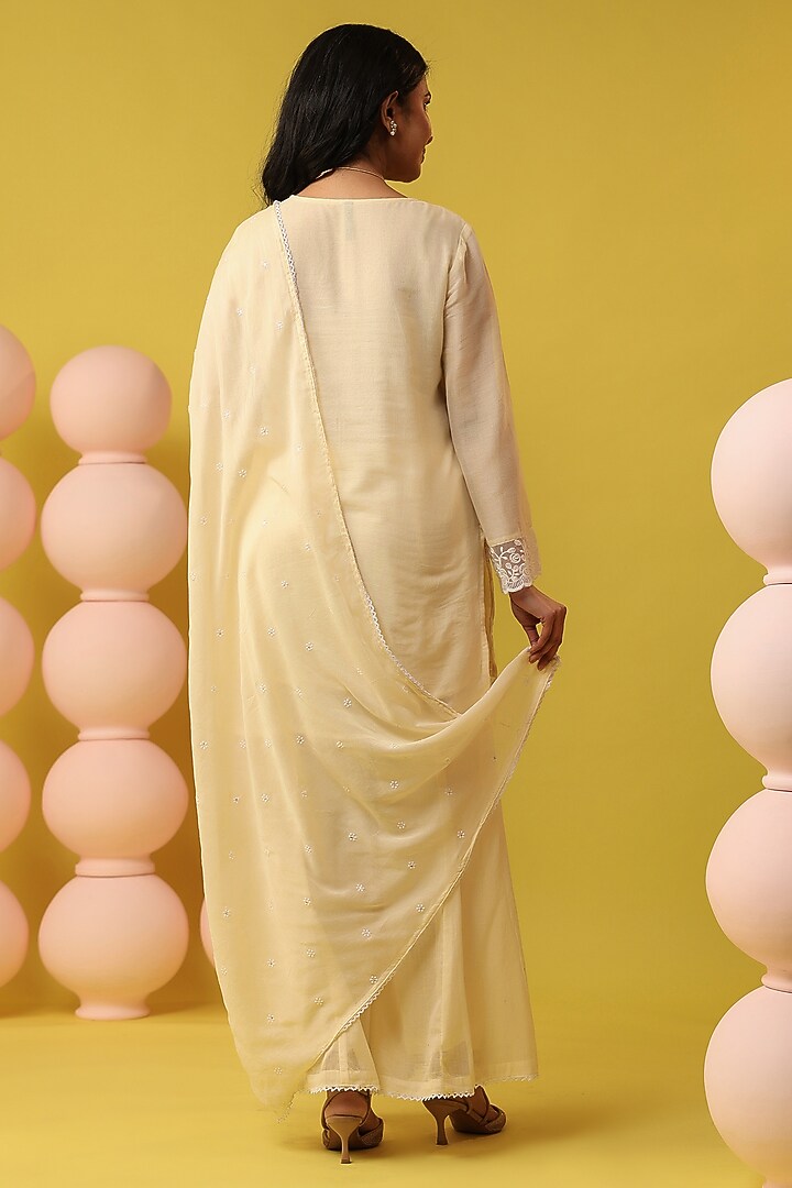 Butter Yellow Mulmul Chikankari Kurta Set by Scakhi Luxe at Pernia's Pop Up Shop
