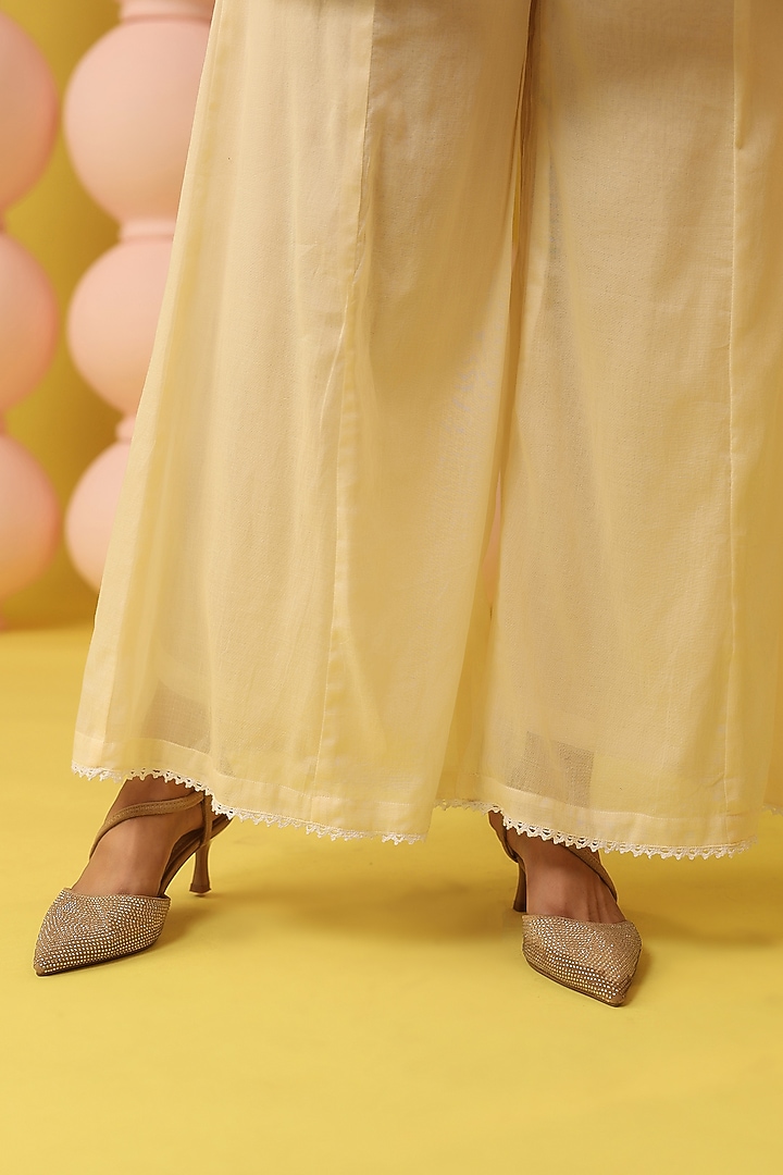 Butter Yellow Mulmul Chikankari Kurta Set by Scakhi Luxe at Pernia's Pop Up Shop