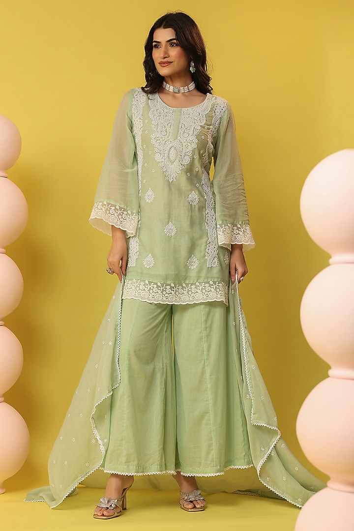 Green Mulmul Chikankari Kurta Set by Scakhi Luxe at Pernia's Pop Up Shop
