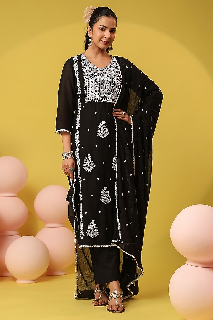 Black Mulmul Chikankari Embroidered Straight Kurta Set by Scakhi Luxe at Pernia's Pop Up Shop
