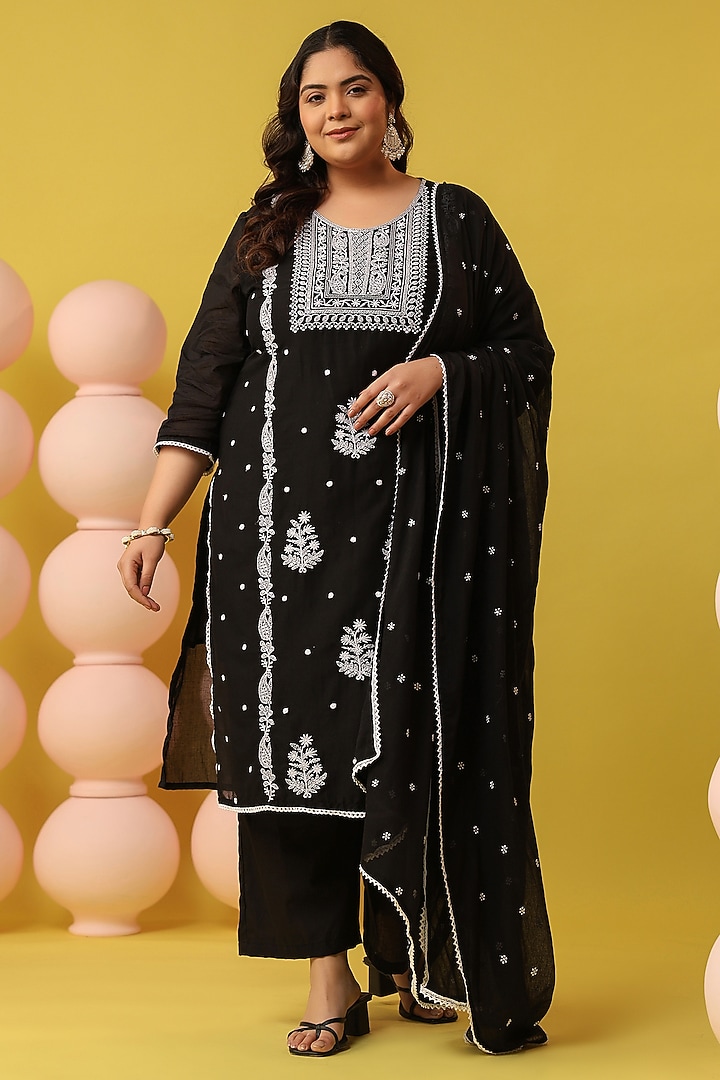 Black Mulmul Chikankari Embroidered Straight Kurta Set by Scakhi Luxe at Pernia's Pop Up Shop