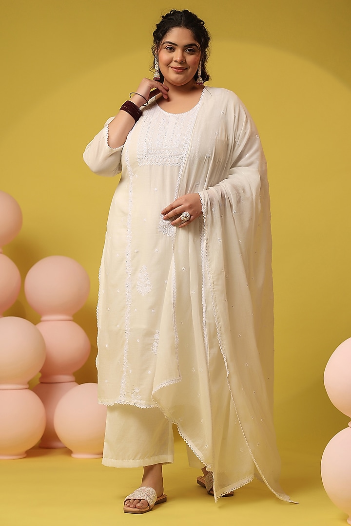 White Mulmul Chikankari Embroidered Straight Kurta Set by Scakhi Luxe at Pernia's Pop Up Shop