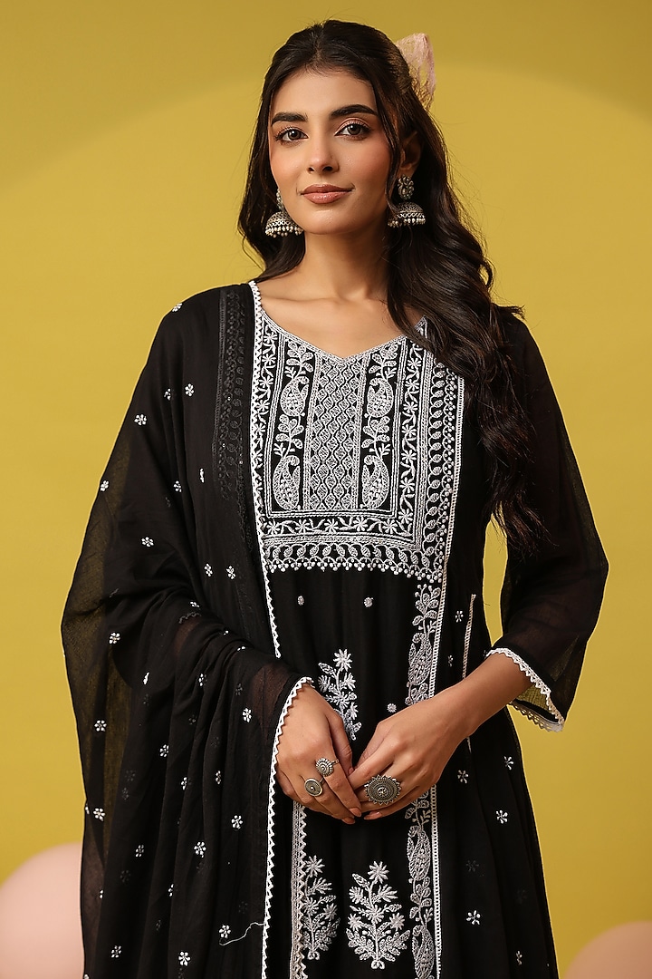 Black Mulmul Chikankari Embroidered Anarkali Set by Scakhi Luxe at Pernia's Pop Up Shop